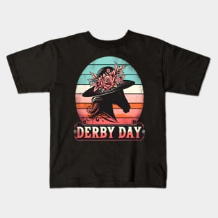 Cute Horse 150th Derby Day 2024 Horse racing Fascinator Kids T-Shirt